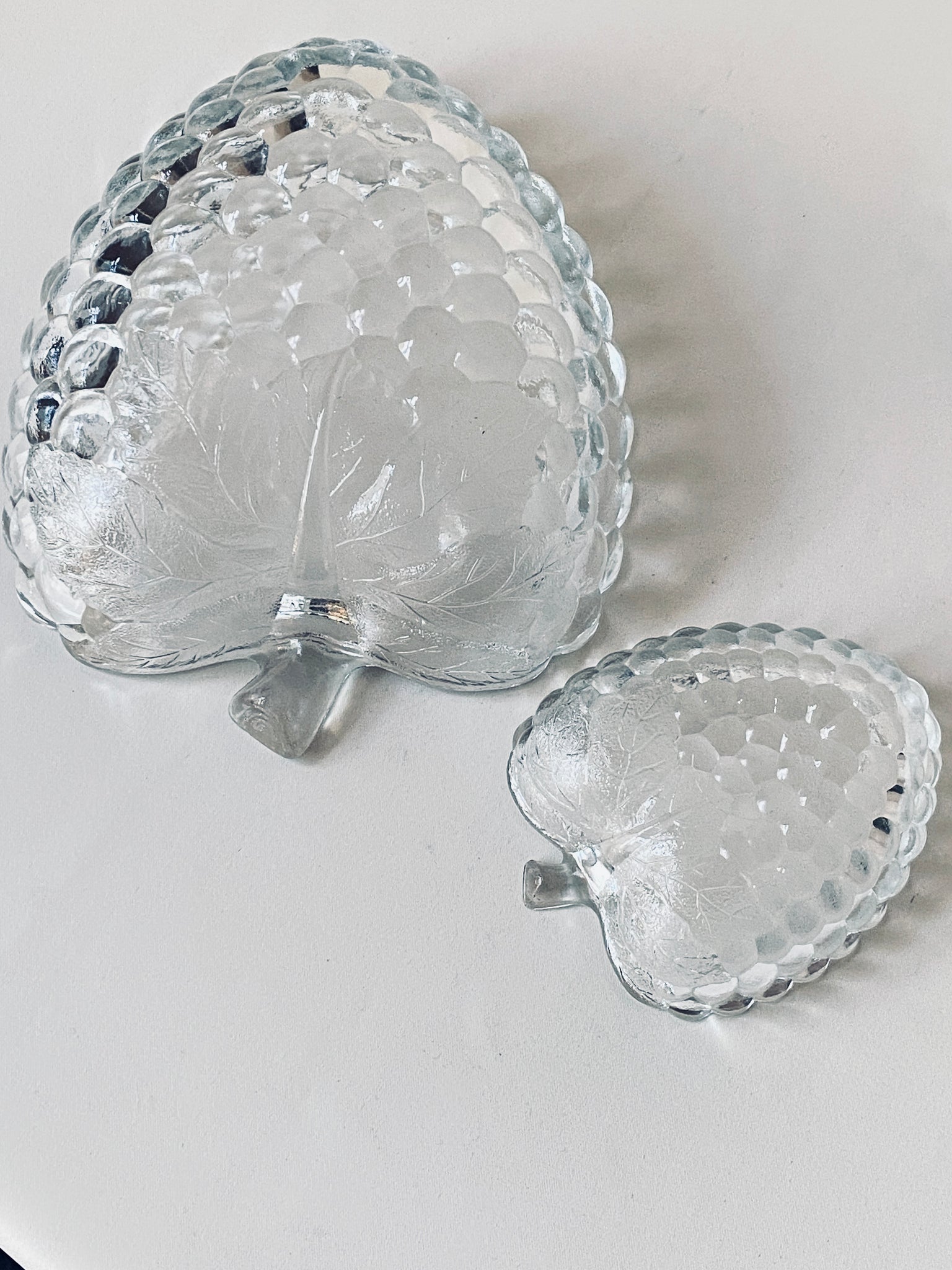 Raspberry Glass Bowl Set