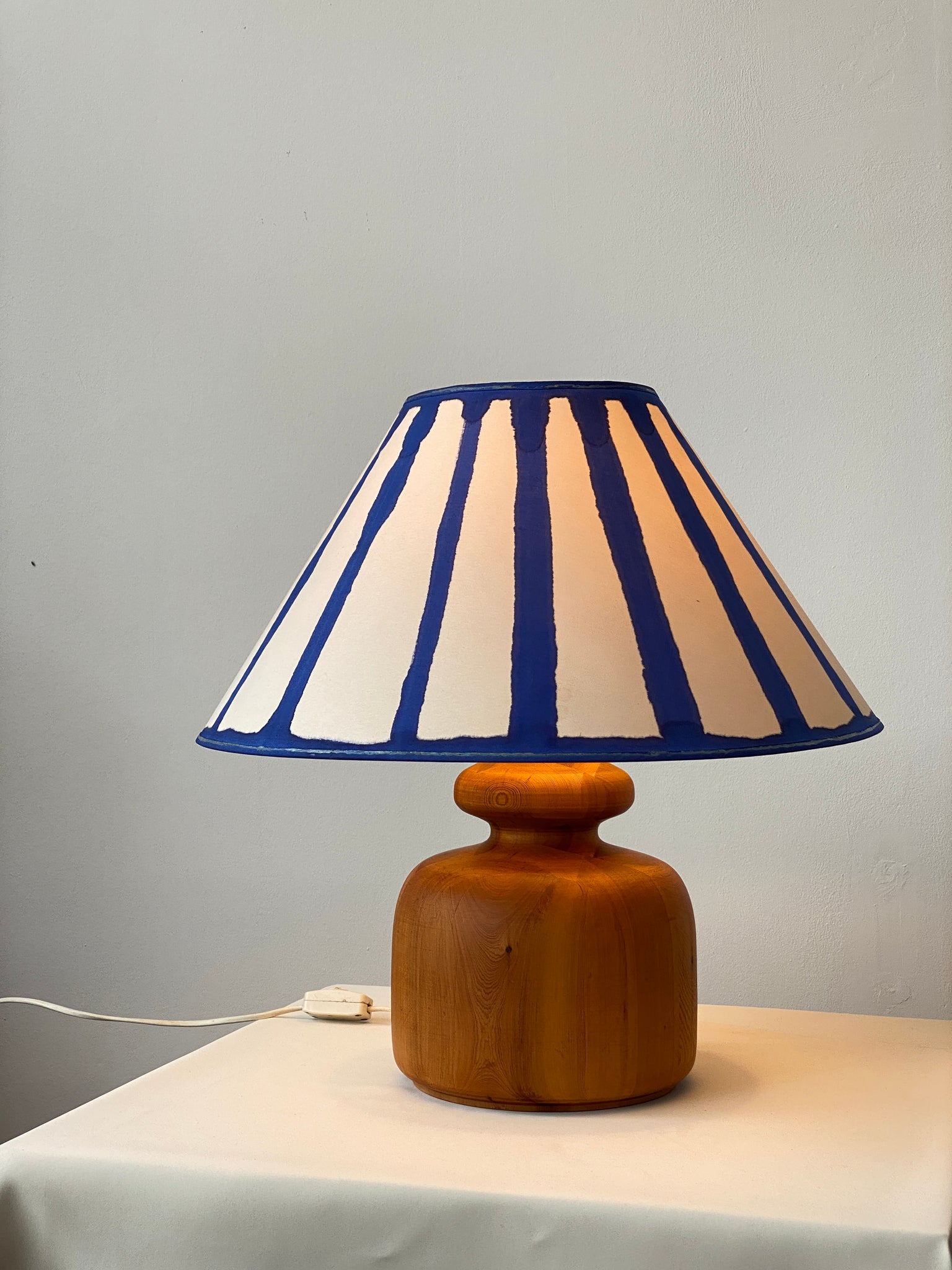 Solid Pine Table Lamp, AB Ellysett
