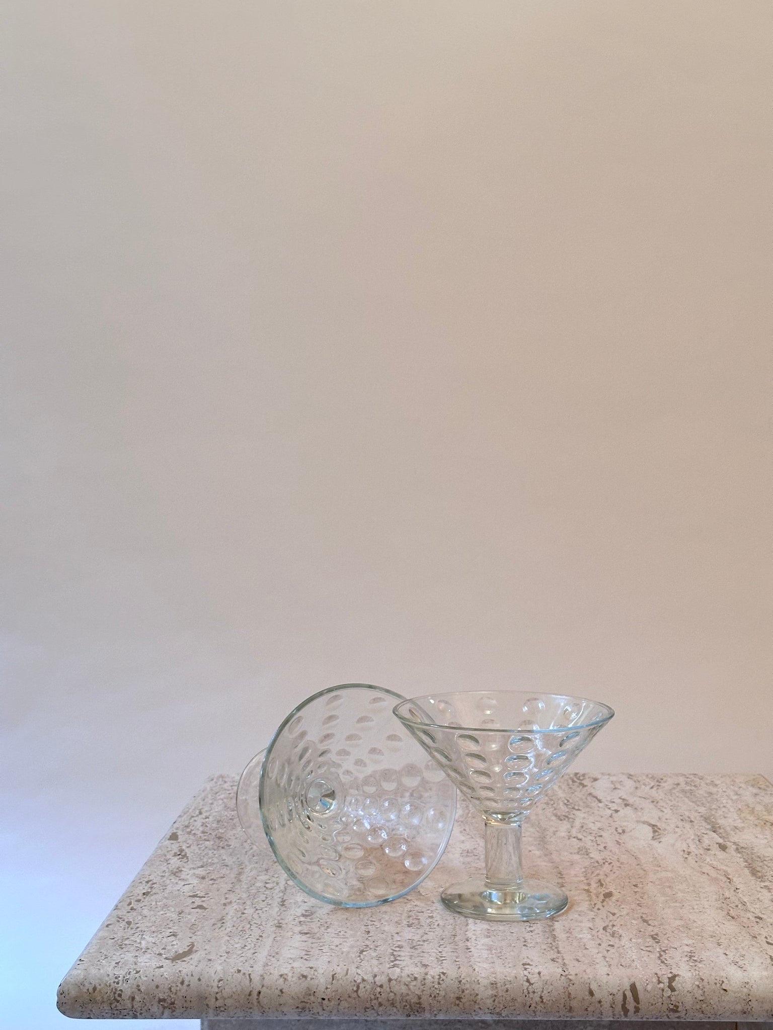 Dotted Glass Coupe, Set of 2