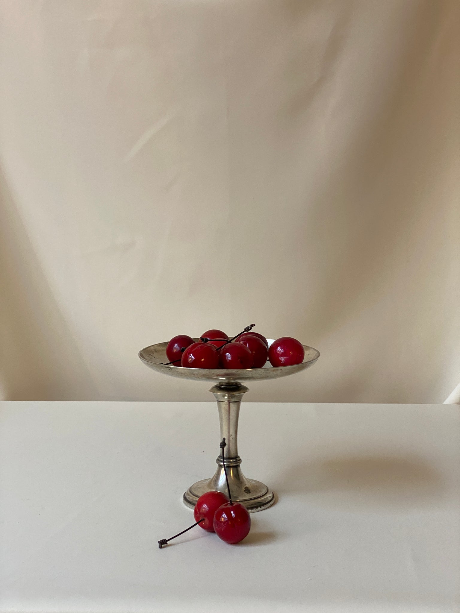 Single Alabaster Cherry